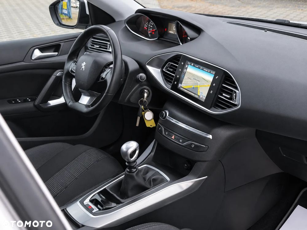 Peugeot 308 - 6