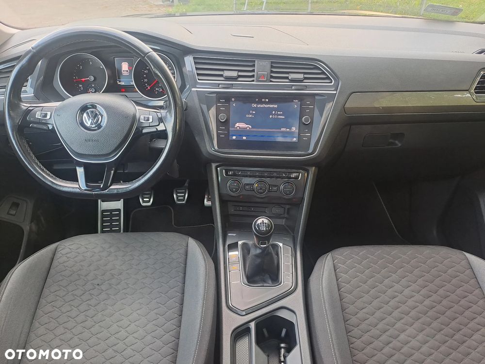 Volkswagen Tiguan 2.0 TDI SCR (BlueMotion Technology) Comfortline - 14