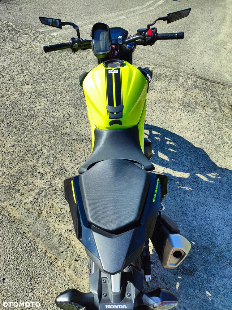 Honda CBF - 10