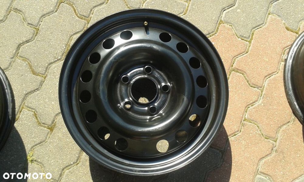 Felga stalowa OPEL 6X15 ET49 5X110 - 1