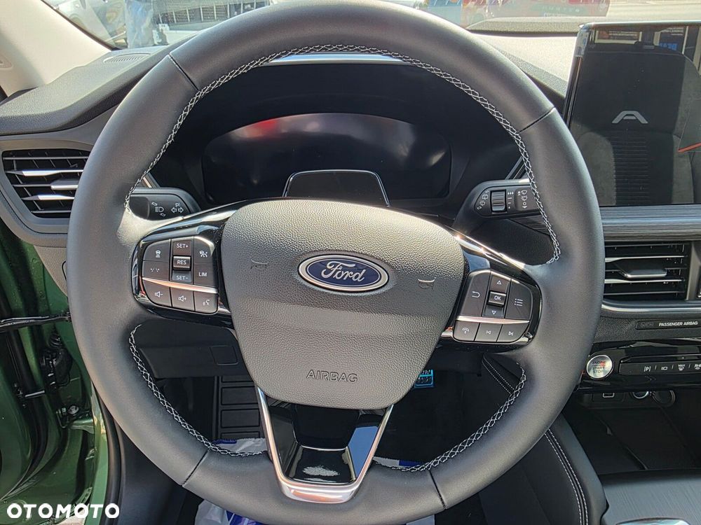 Ford Kuga - 20