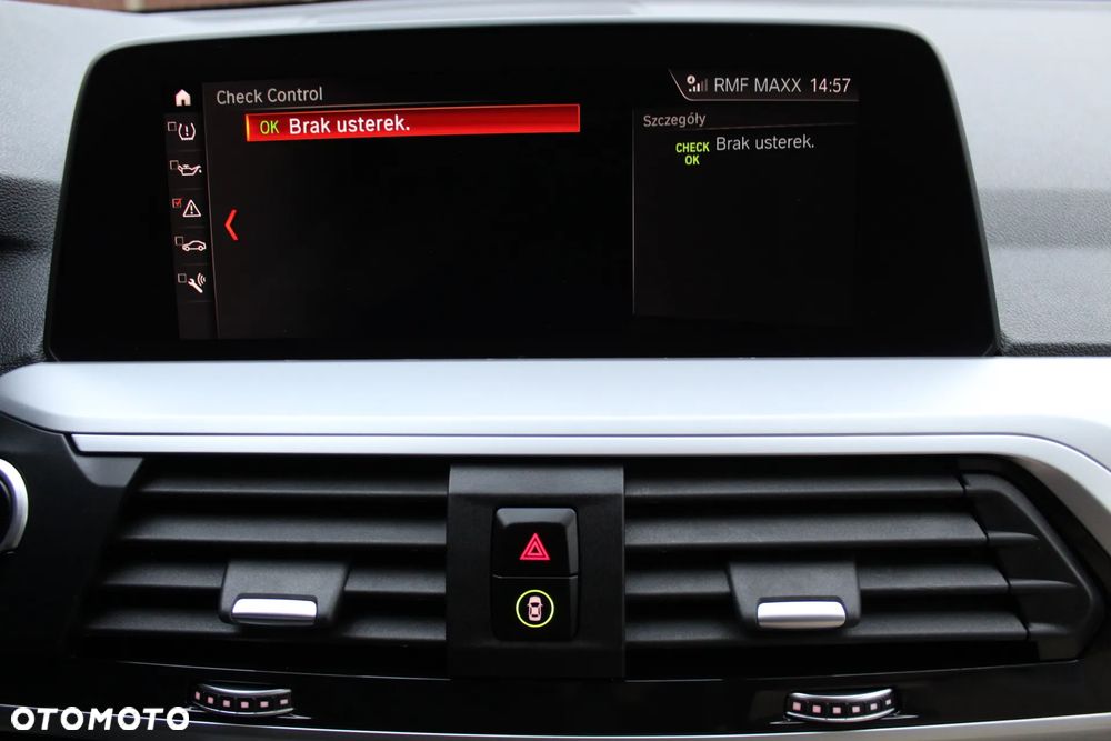 BMW X3 xDrive20i - 34