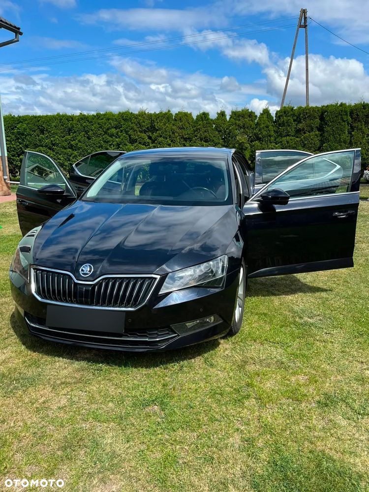 Skoda Superb 2.0 TDI DSG Style - 6