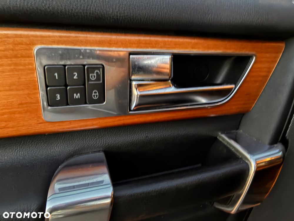 Land Rover Discovery 5.0 V8 HSE - 3