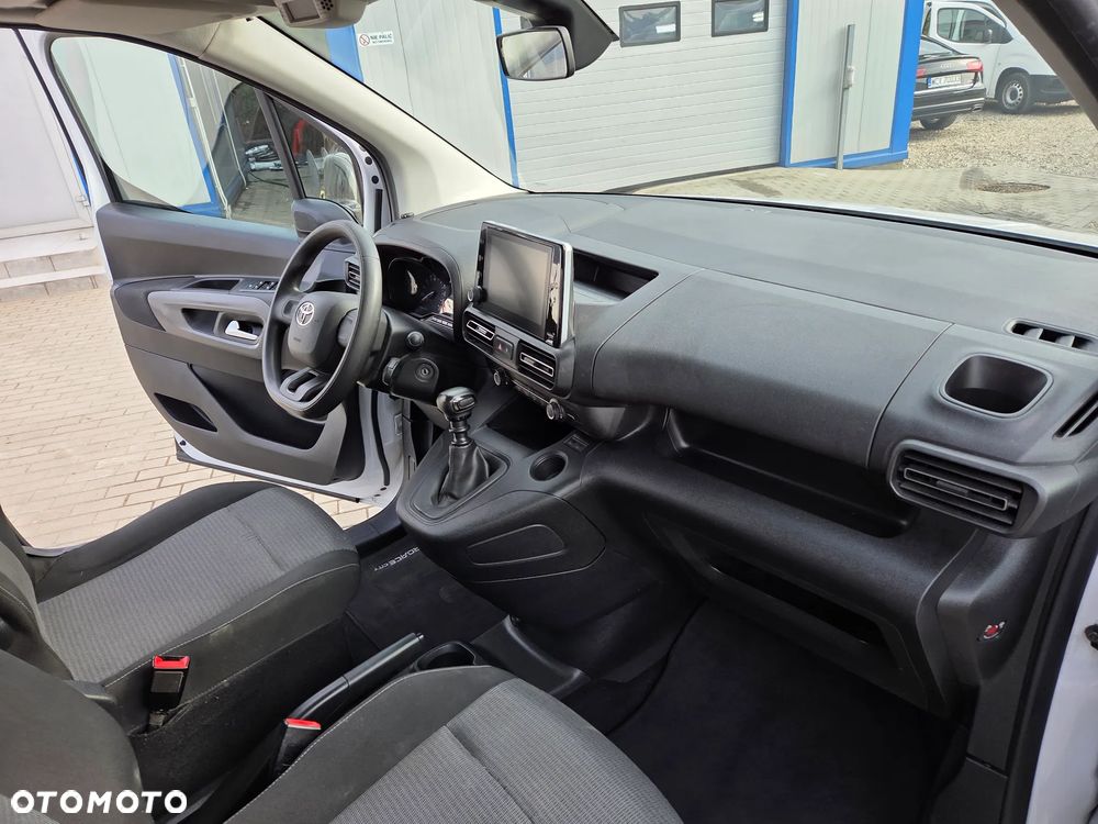 Toyota Proace City Verso 1.5 D-4D Business - 28