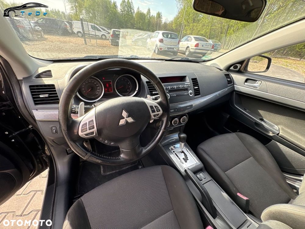 Mitsubishi Lancer 1.8 CVT Intense - 19