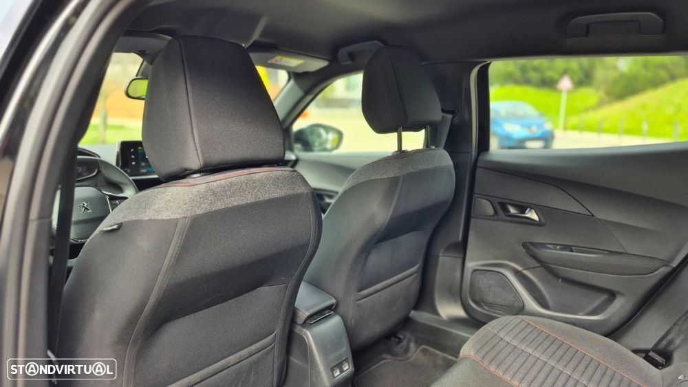 Peugeot e-2008 Active - 15