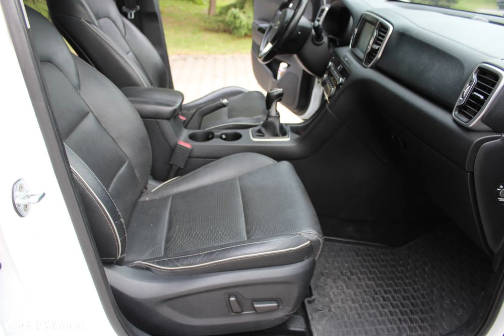 Kia Sportage 1.7 CRDI 2WD Attract - 28