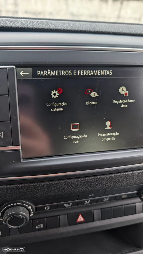Opel Vivaro - 18