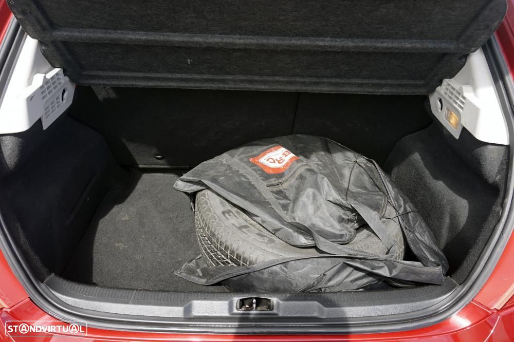 Peugeot 207 1.4 16V Trendy - 9