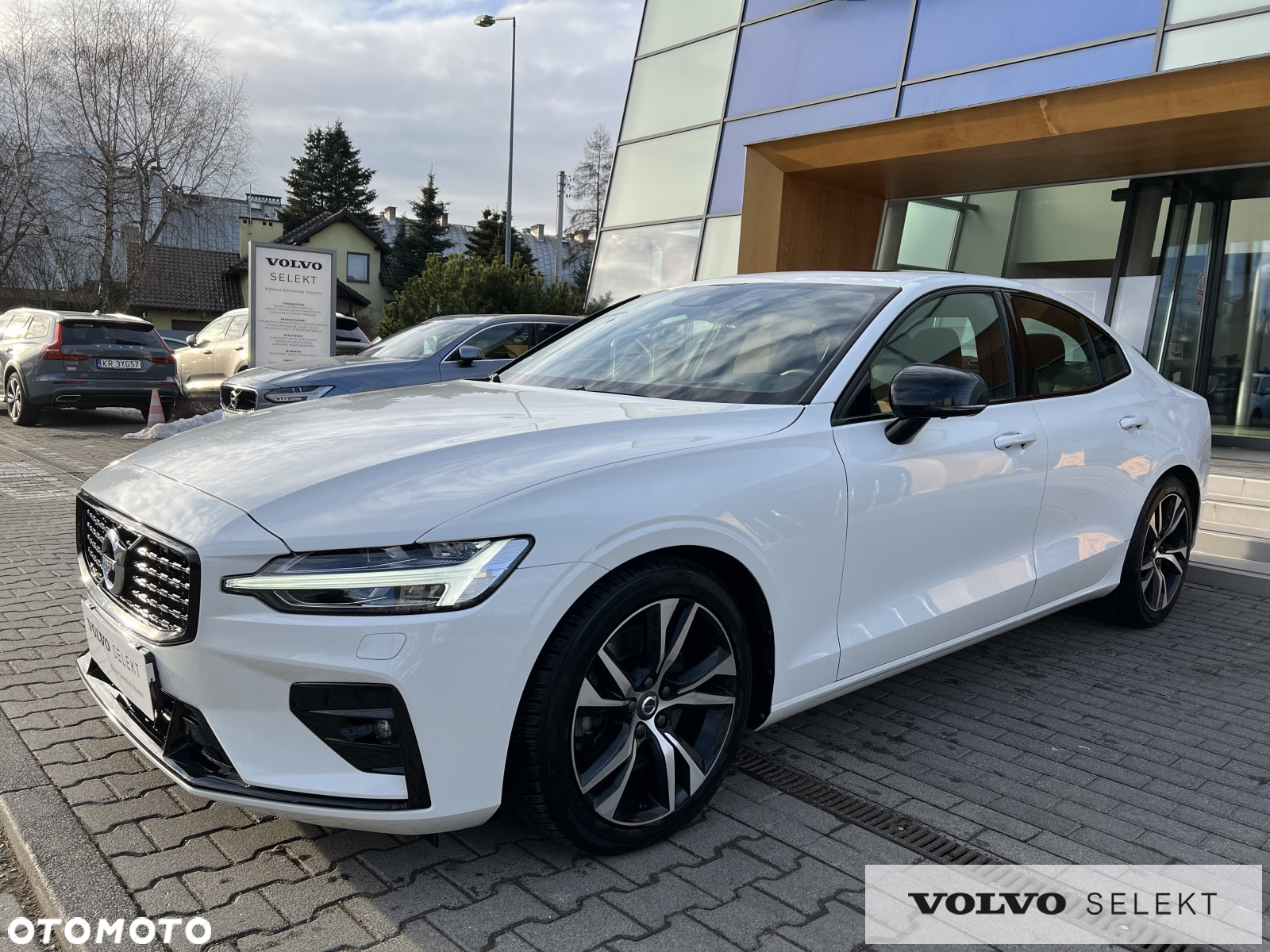 Volvo S60 B5 B R-Design - 6