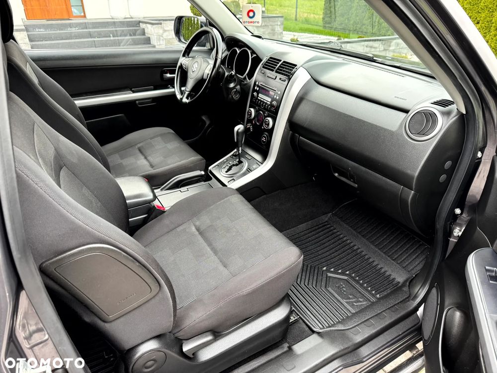 Suzuki Grand Vitara 2.4 Premium EU5 - 10