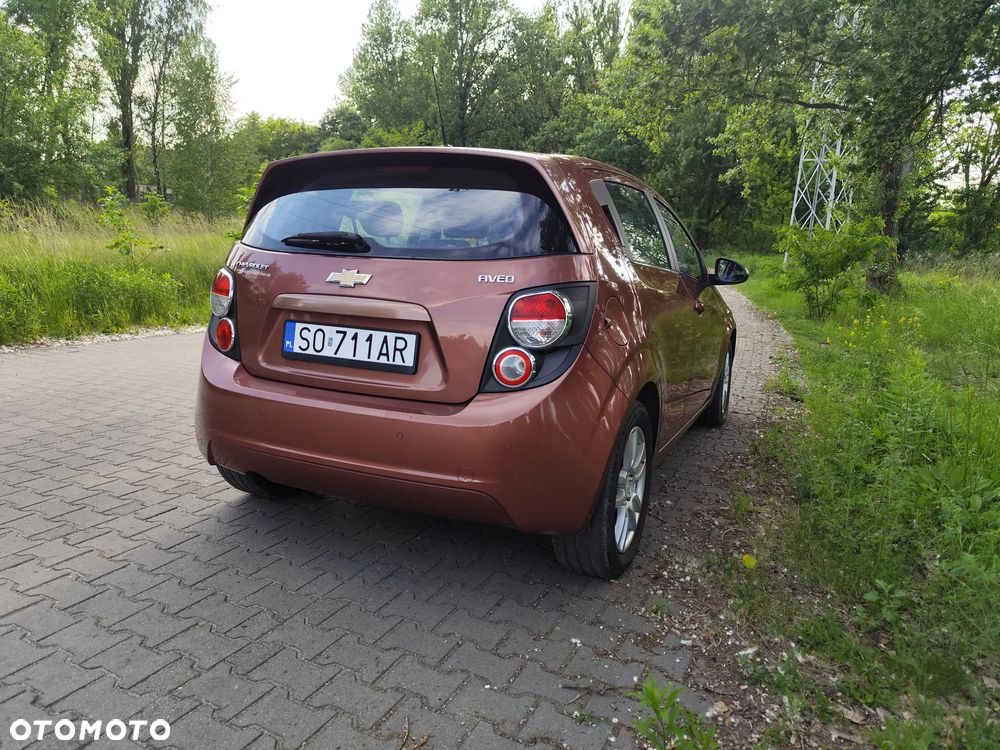 Chevrolet Aveo 1.6 LTZ - 6