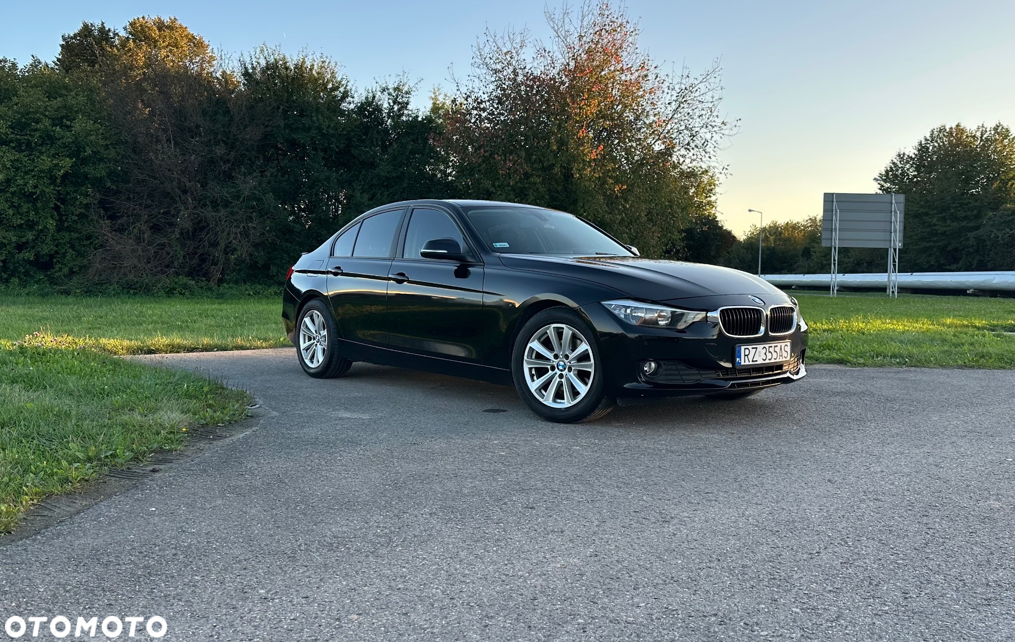 BMW Seria 3 320i Touring xDrive - 3