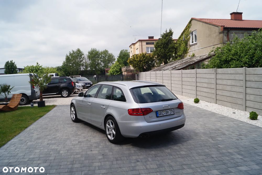 Audi A4 Avant 2.0 TDI DPF Ambition - 29