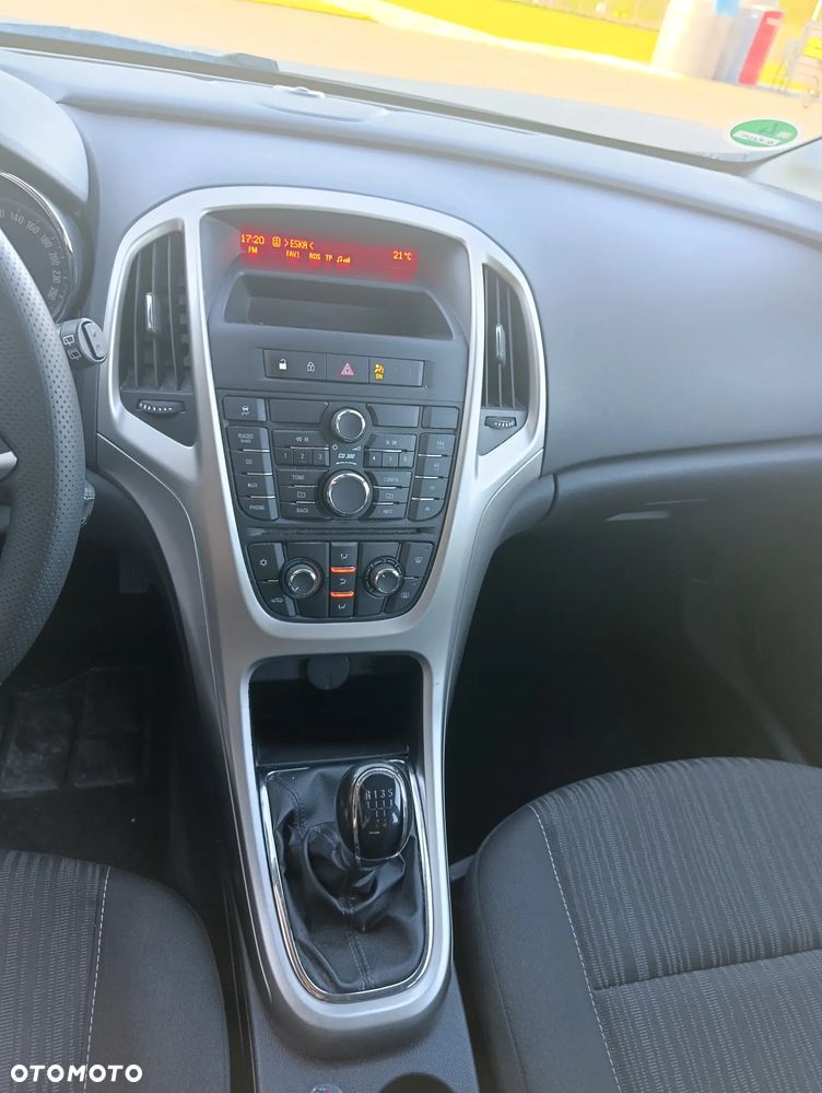 Opel Astra 1.6 Fun - 10