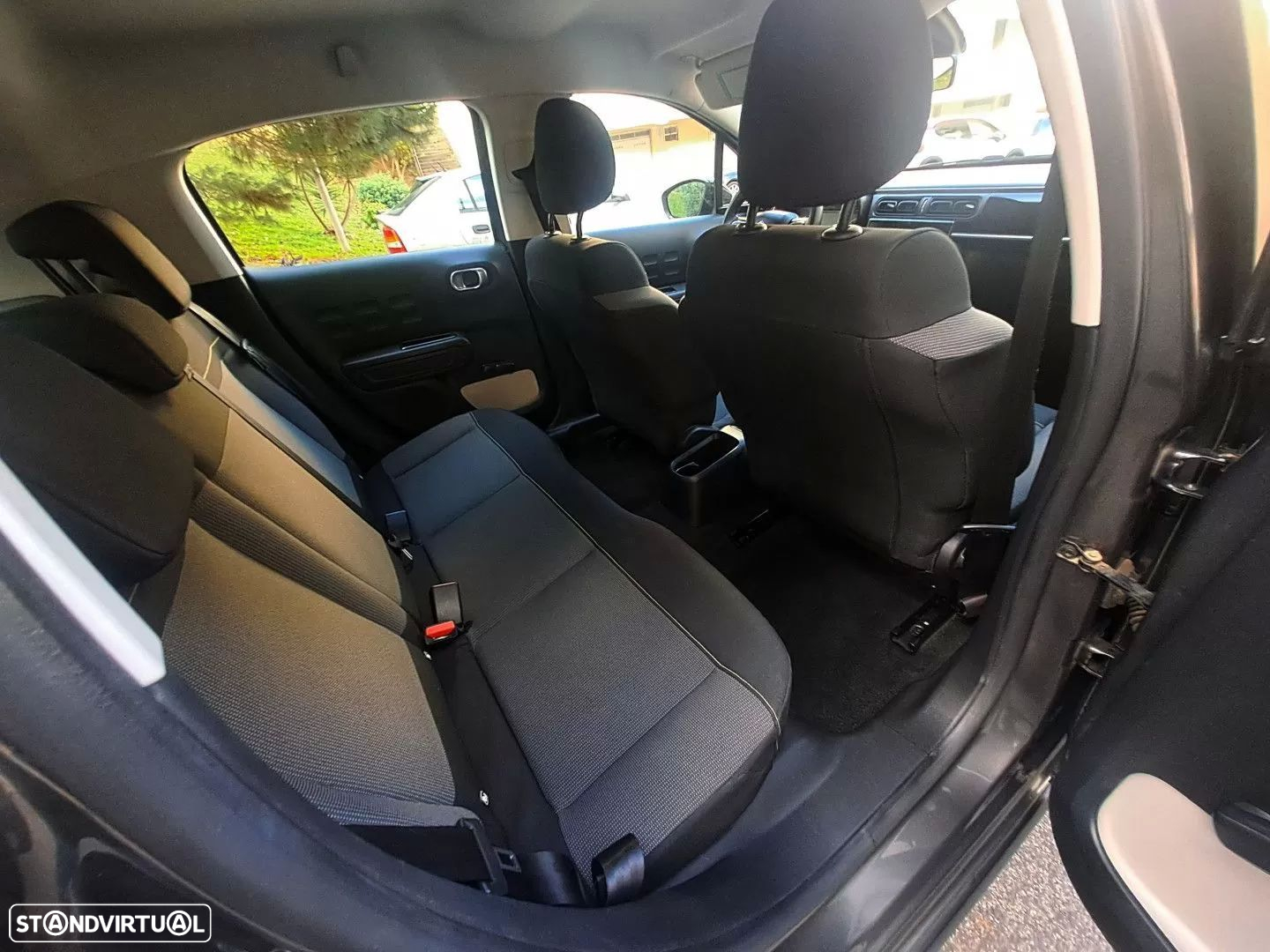 Citroën C3 1.2 PureTech Shine - 25