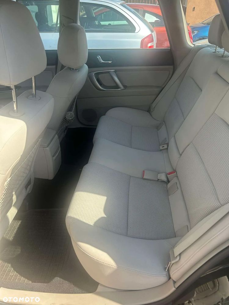 Subaru Outback 2.0 D Active - 6