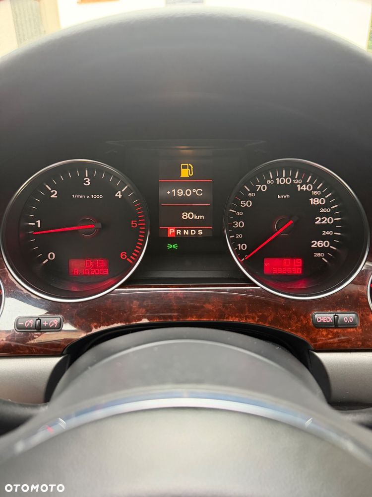 Audi A8 3.0 TDI Quattro - 19