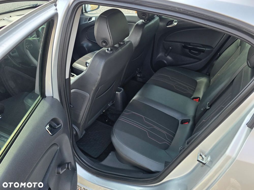 Opel Corsa 1.4 16V 150 Jahre - 15