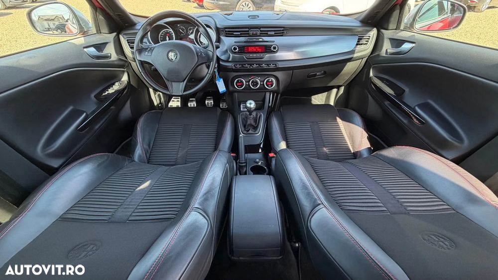 Alfa Romeo Giulietta 2.0 JTDM 16V Veloce - 7