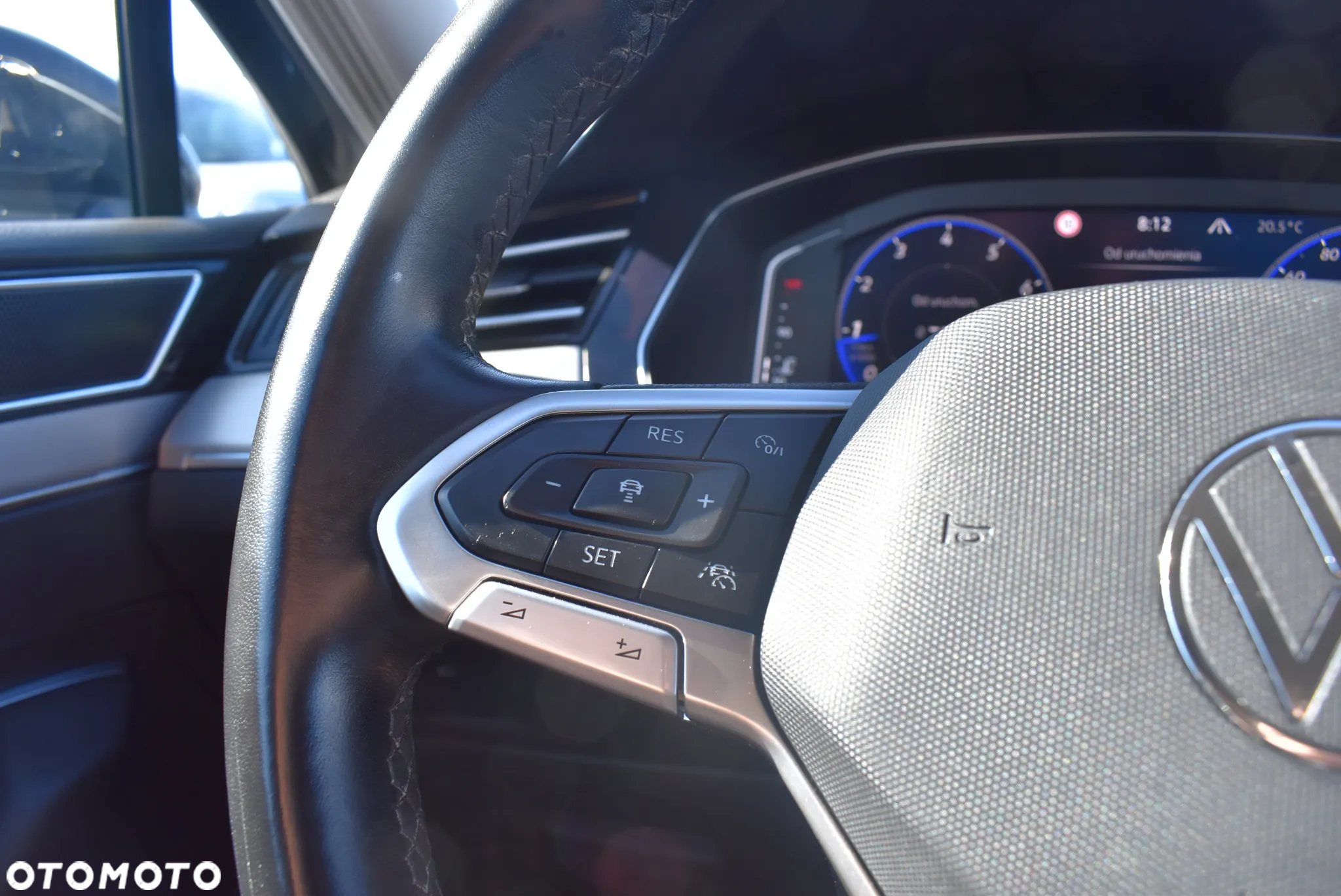 Volkswagen Passat 2.0 TSI Elegance DSG - 33