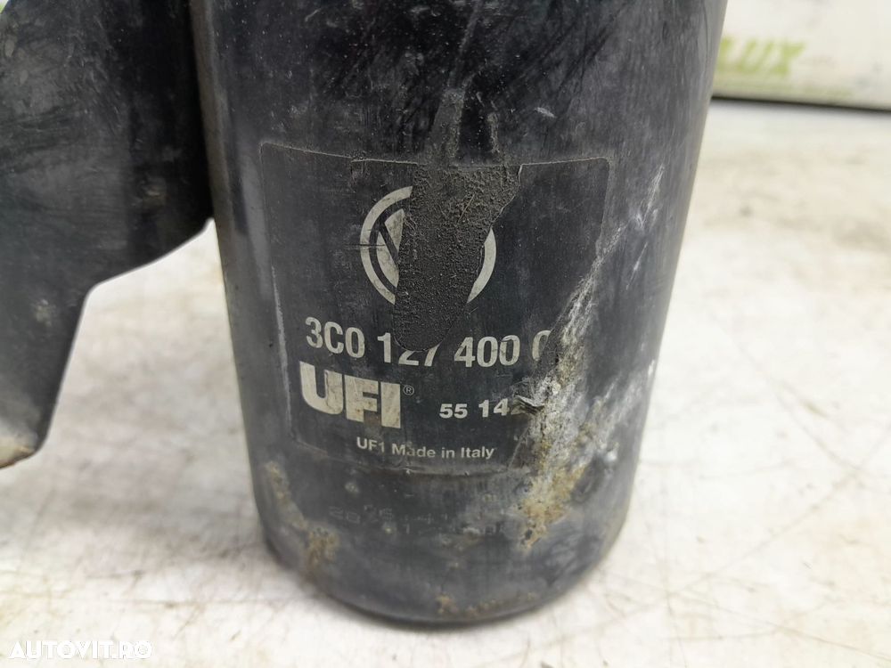 Carcasa filtru combustibil 3C0127400C Volkswagen VW Passat B6 [2005 - - 2