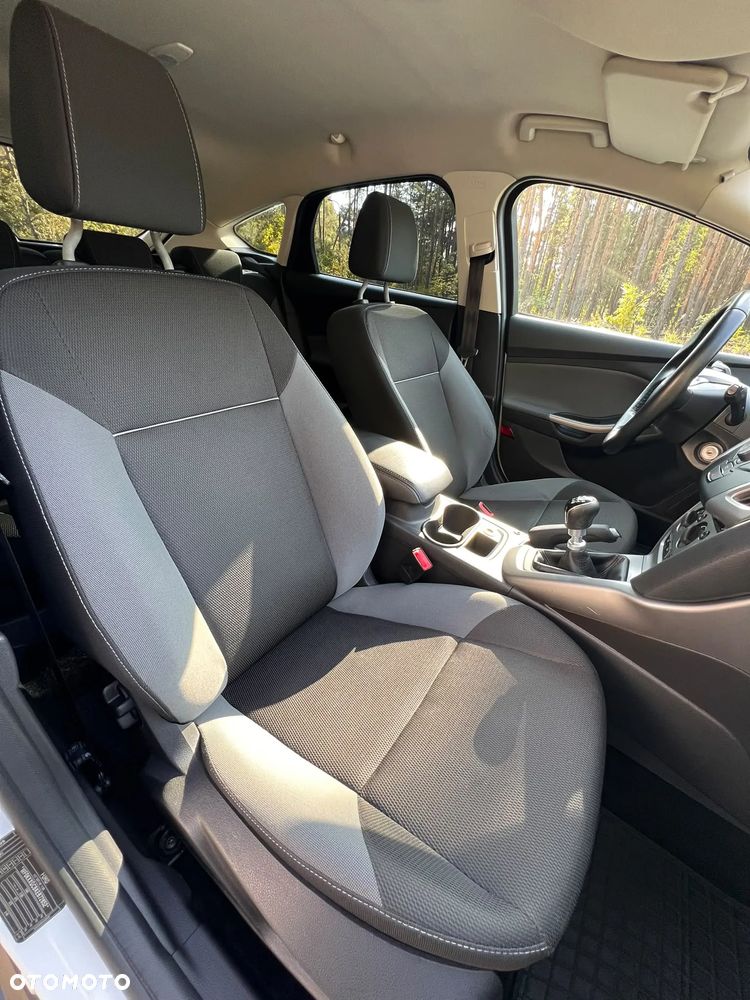 Ford Focus - 11