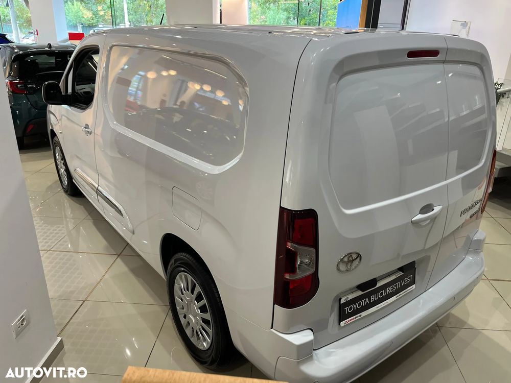 Toyota Proace - 2