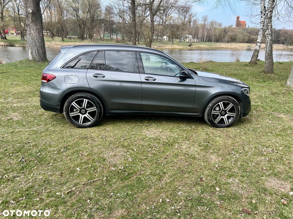 Mercedes-Benz GLC 220 d 4Matic 9G-TRONIC - 8