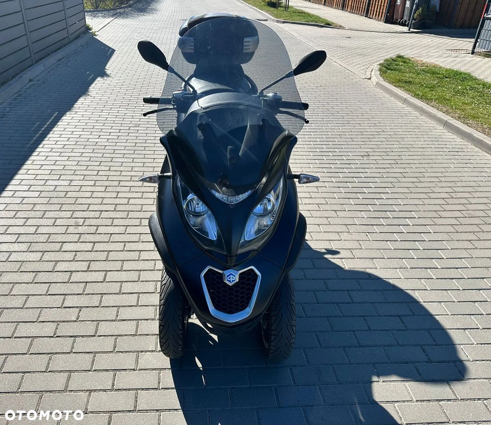 Piaggio MP-3 - 8