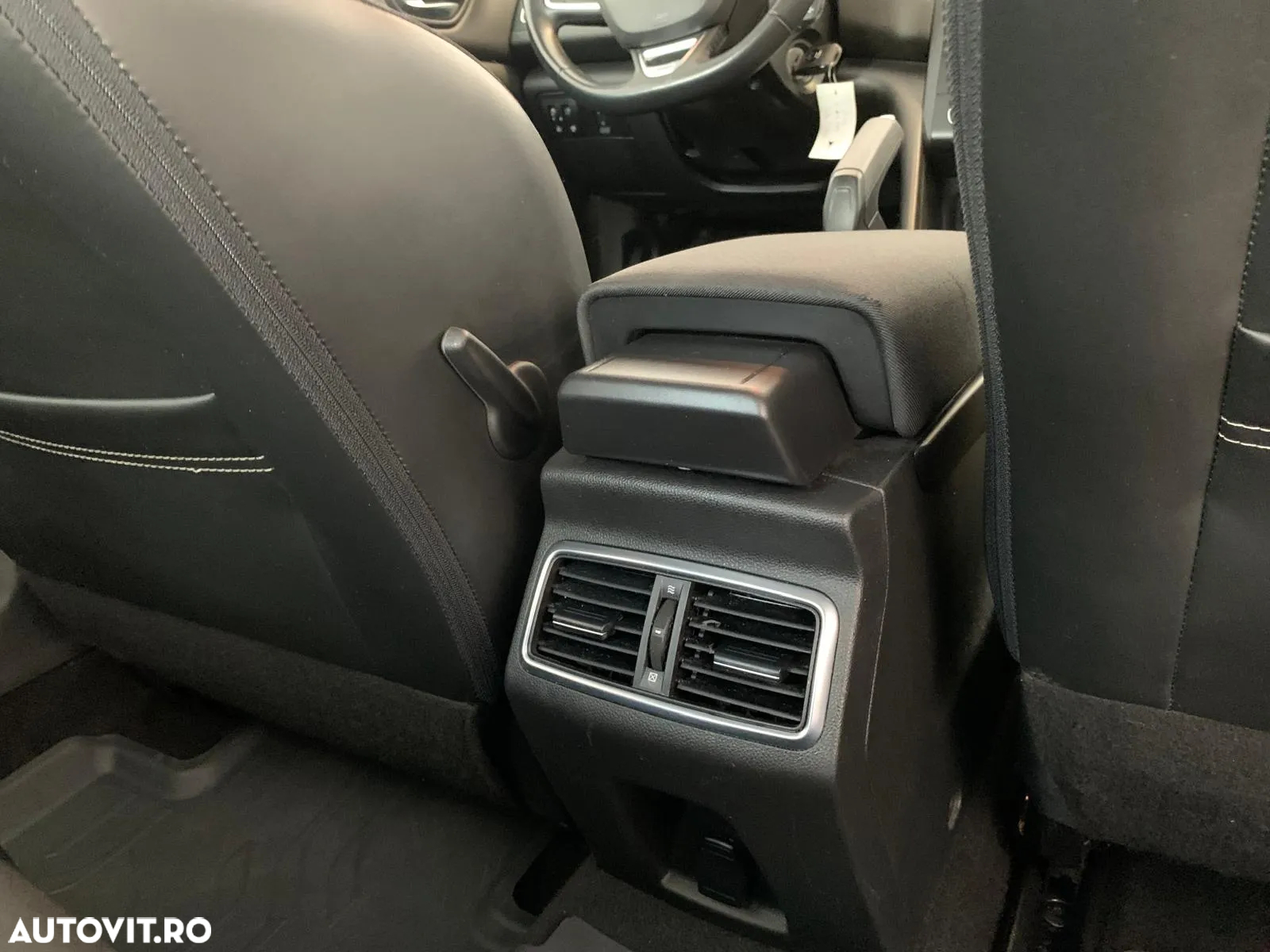 Renault Megane TCe EDC Zen - 17