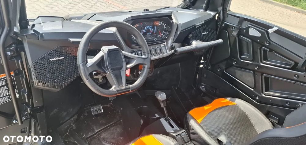 Polaris RZR - 7