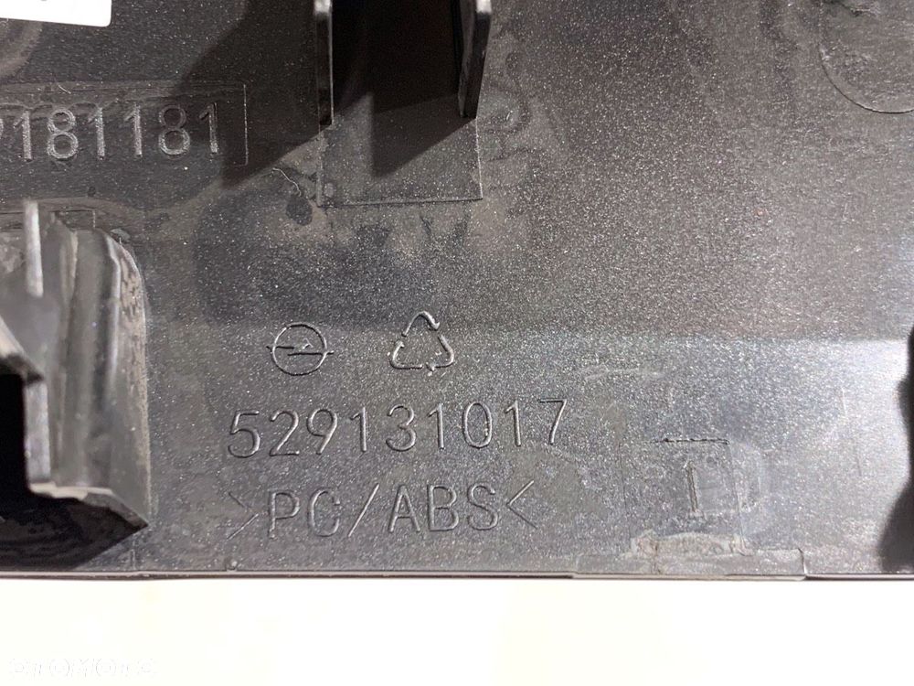 LISTWA DEKOR  OPEL CORSA F 2019 - 2022 1.2 (68) 74 kW [101 KM] benzyna 2019 - 2022 529131017 - 4