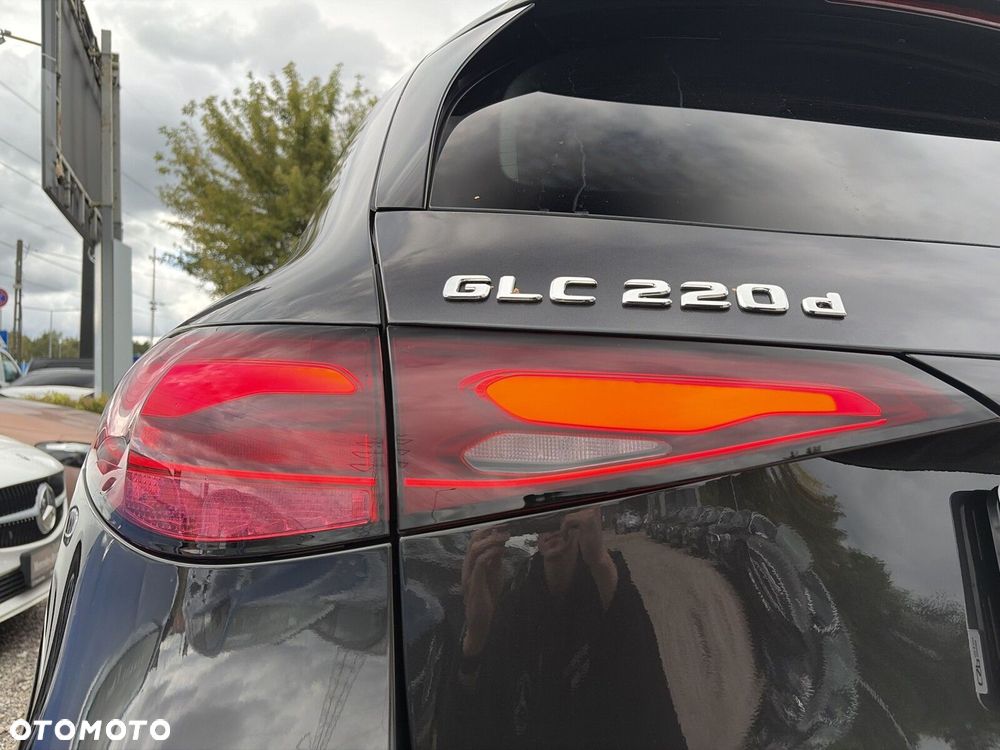 Mercedes-Benz GLC 220 d mHEV 4-Matic AMG Line - 18