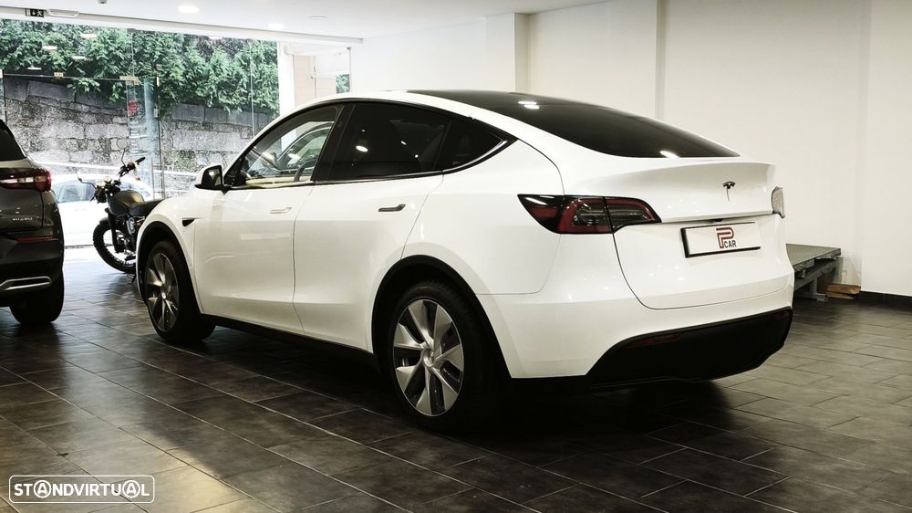 Tesla Model Y Tração Traseira - 10