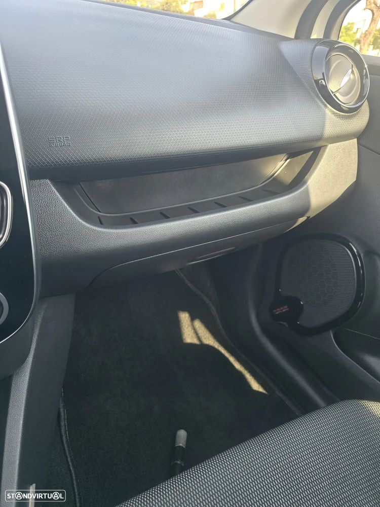 Renault Clio - 13