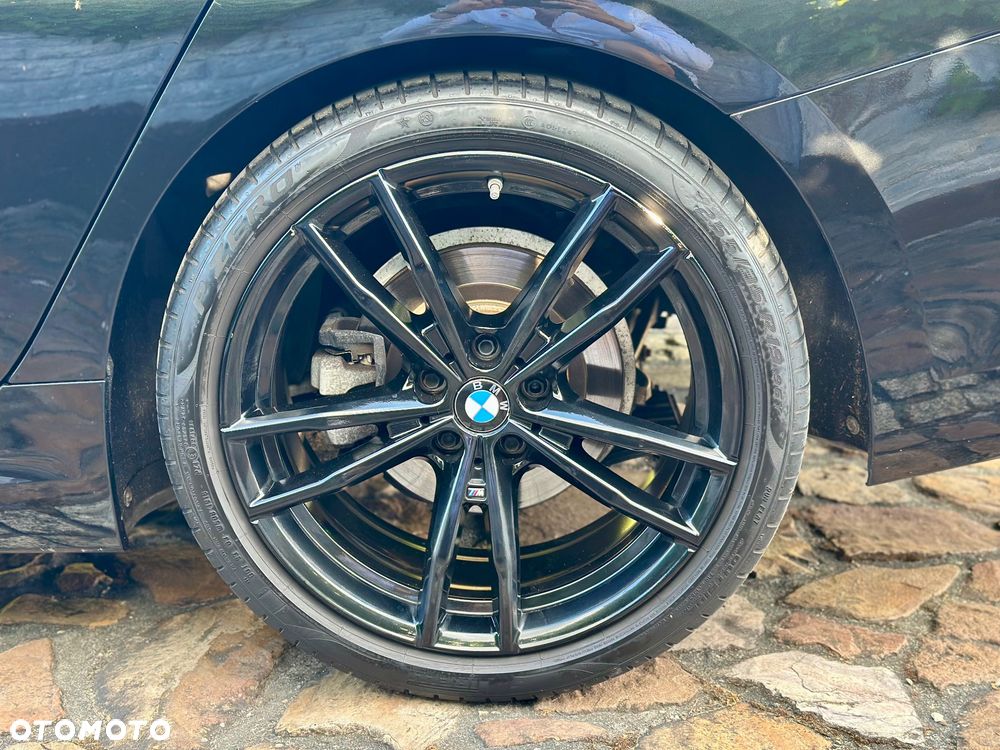 BMW Seria 3 320d xDrive M Sport Shadow sport - 11