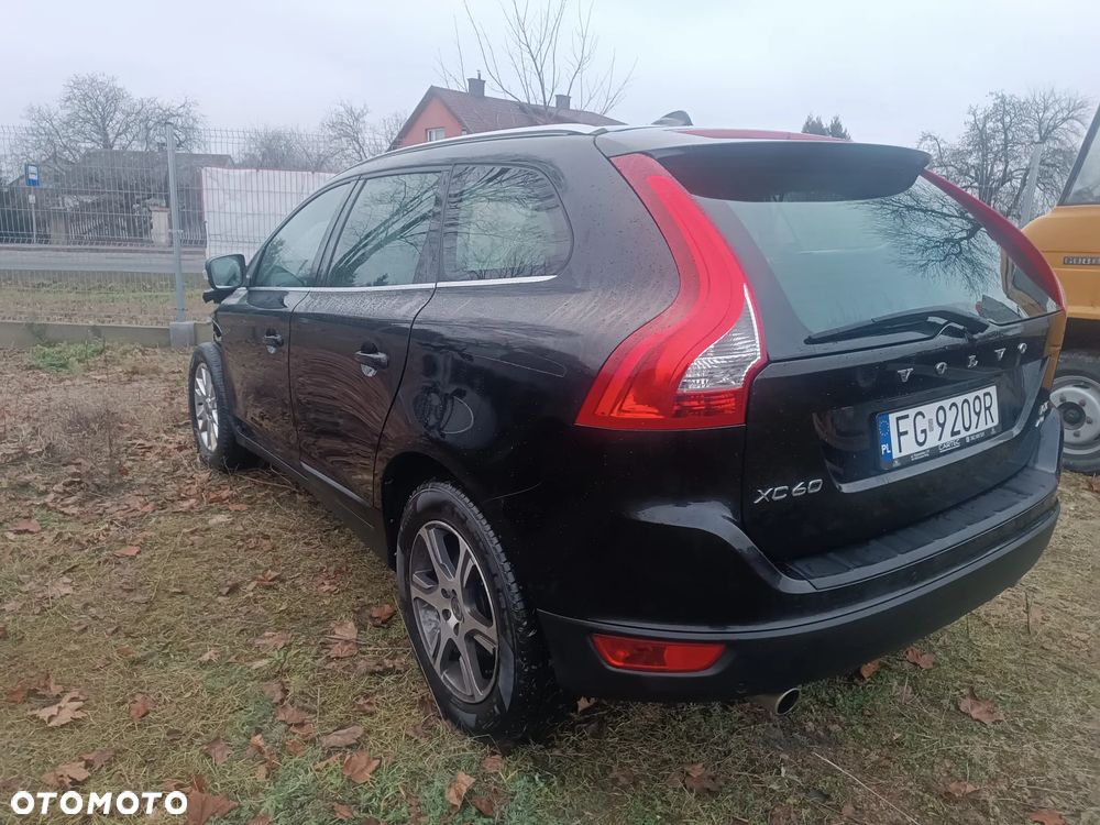 AUTO NA CZĘŚCI -VOLVO XC60 NA CZĘŚCI ĆWIARTKA BŁOTNIK POSZYCIE KLAPA ZDERZAK LAKIER 452-46 Dostawa GWARANCJA !!! Ćwiartka Drzwi Podłużnica Wanna Cały na części !!! Alufelgi Koła Przód Tył Zestaw Komplet Drzwi Klapa Zderzak Błotnik Maska Grill Atrapa Szyba Pas Lampa Lusterko Boczki Fotel Kanapa Kokpit Deska Rozdzielcza Przełącznik Włącznik Sterownik Przewody Wiązka Instalacja Moduł Komputer Czujnik Listwa Pompa Alternator Wtryski Głowica Rozrusznik Kompresor Sprzęgło Dwumas Silnik Skrzynia ABS Klimatyzacji Paliwa Wspomagania Kolektor Turbina Przepustnica Zawór Chłodnica Koło Hak Belka Sanki Zawieszenie Mcpherson Półoś Amortyzator Wydech Tłumik Zacisk Most - 5