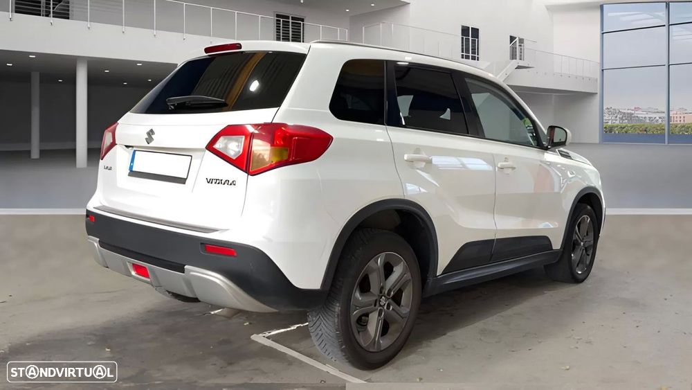 Suzuki Vitara 1.6 DDiS GLE - 4
