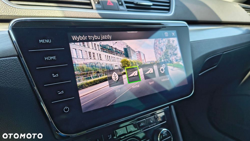 Skoda Superb 2.0 TDI SCR 4x4 Style DSG - 26