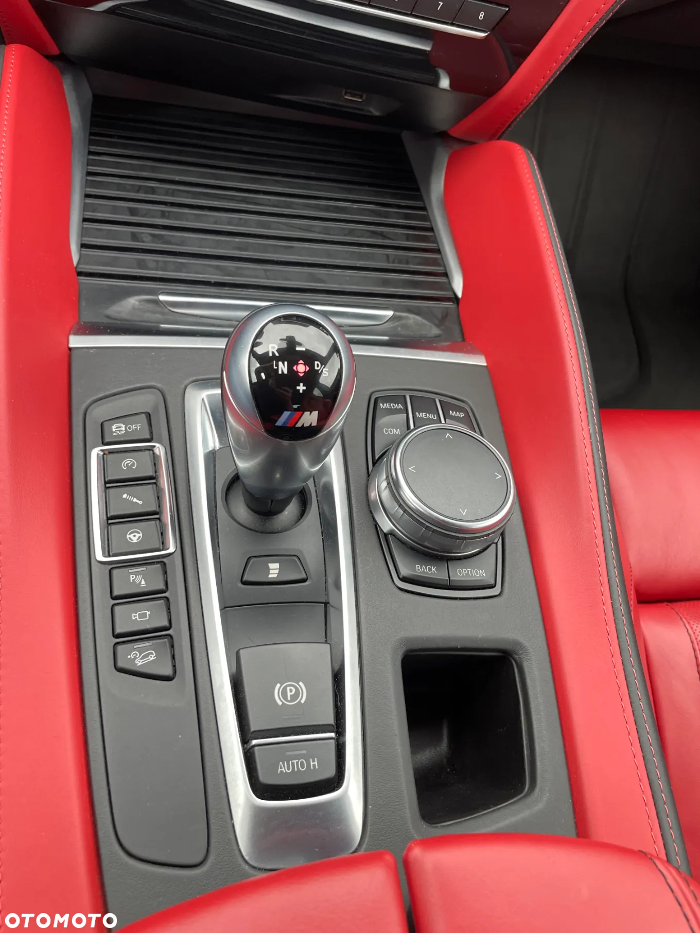 BMW X6M - 25