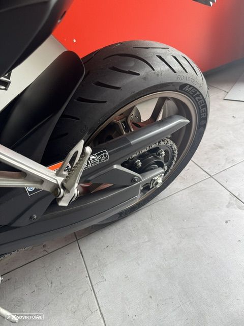 Honda CB - 9