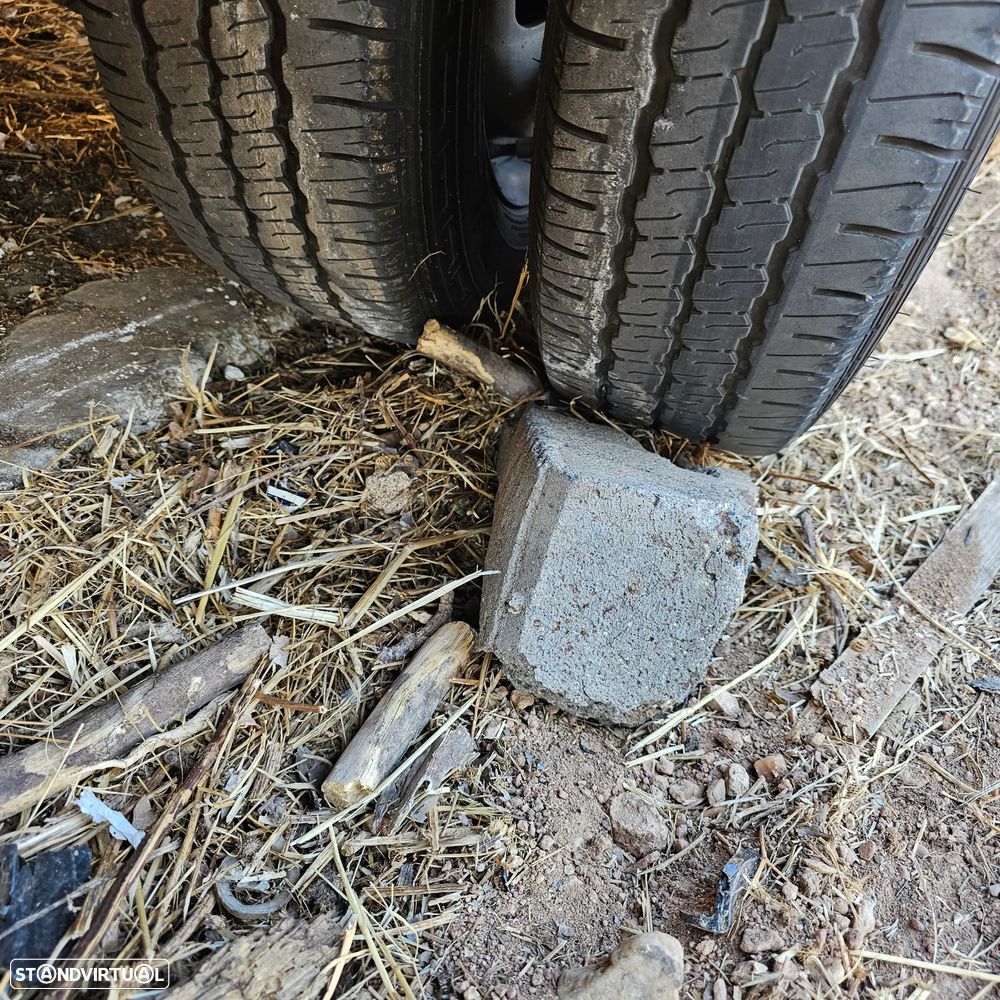 Iveco Mini Buss 21LUGARES A/C - 10