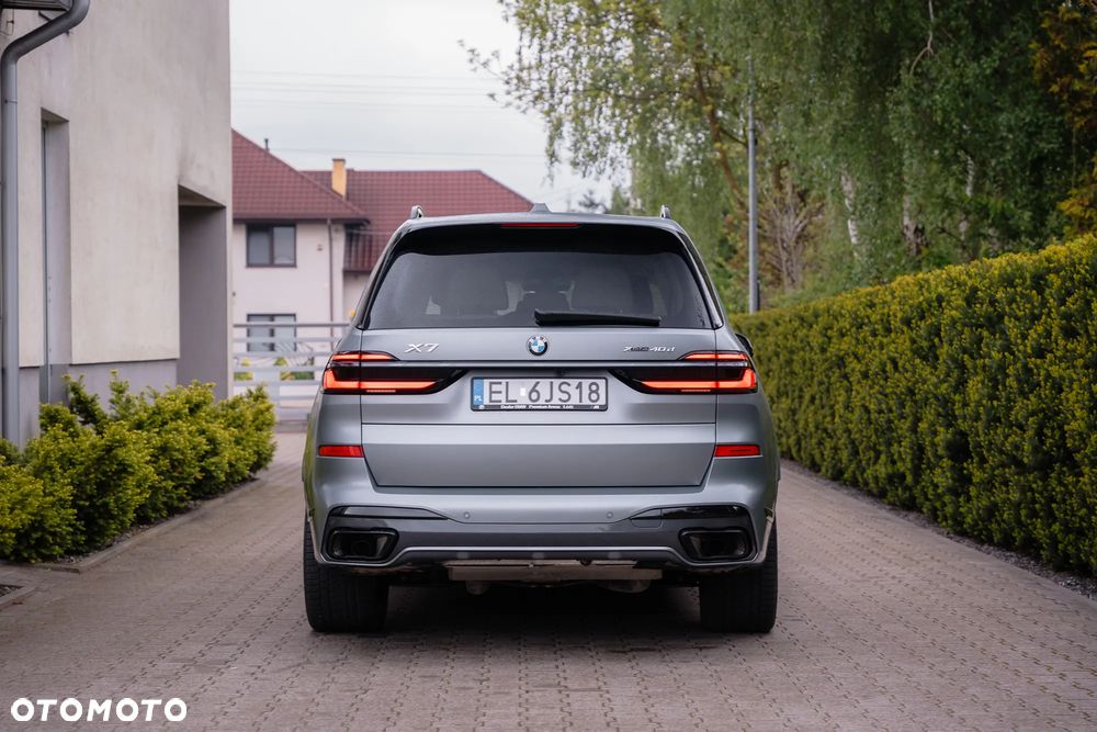 BMW X7 - 6