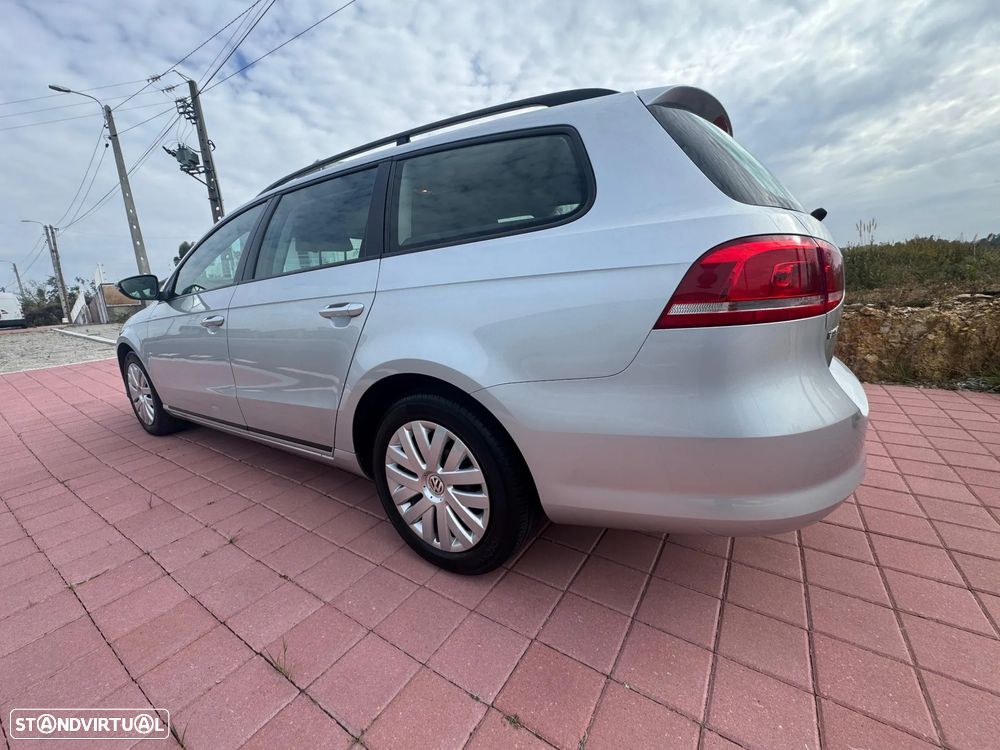 VW Passat Variant 1.6 TDI BlueMotion Business Edition - 19