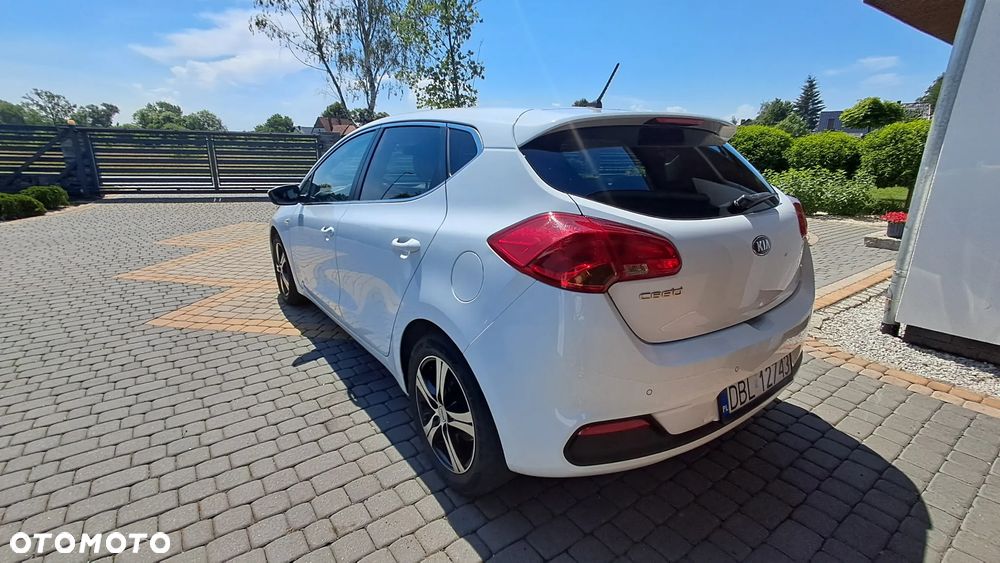 Kia Ceed - 3