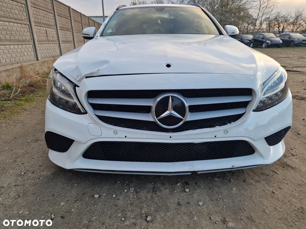 Mercedes-Benz Klasa C 180 d 9G-TRONIC Exclusive - 23