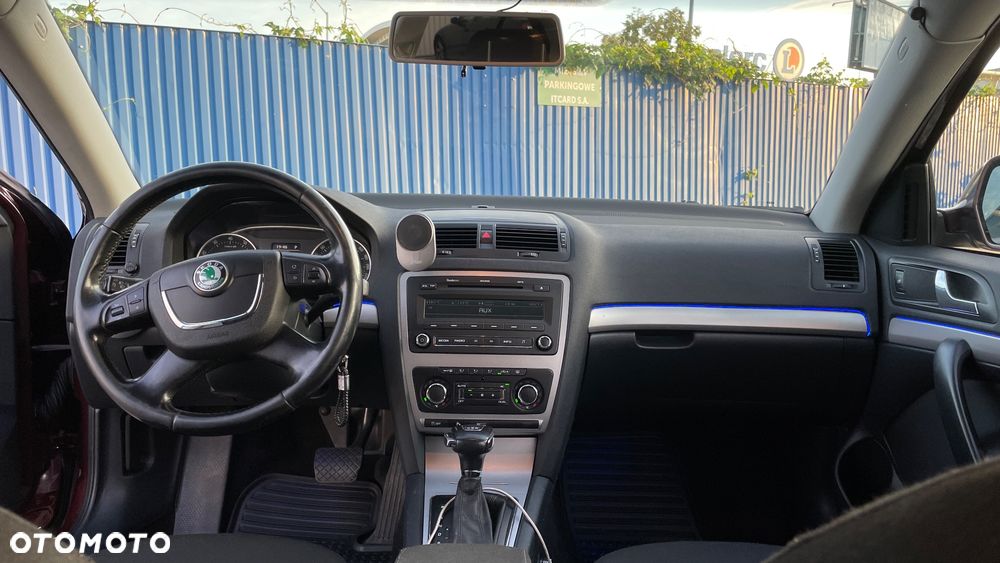 Skoda Octavia 1.8 TSI Elegance DSG - 25