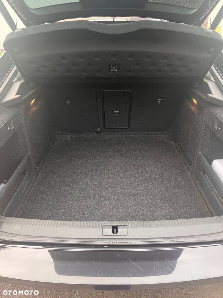 Skoda Superb 2.0 TDI Active DSG7 - 10